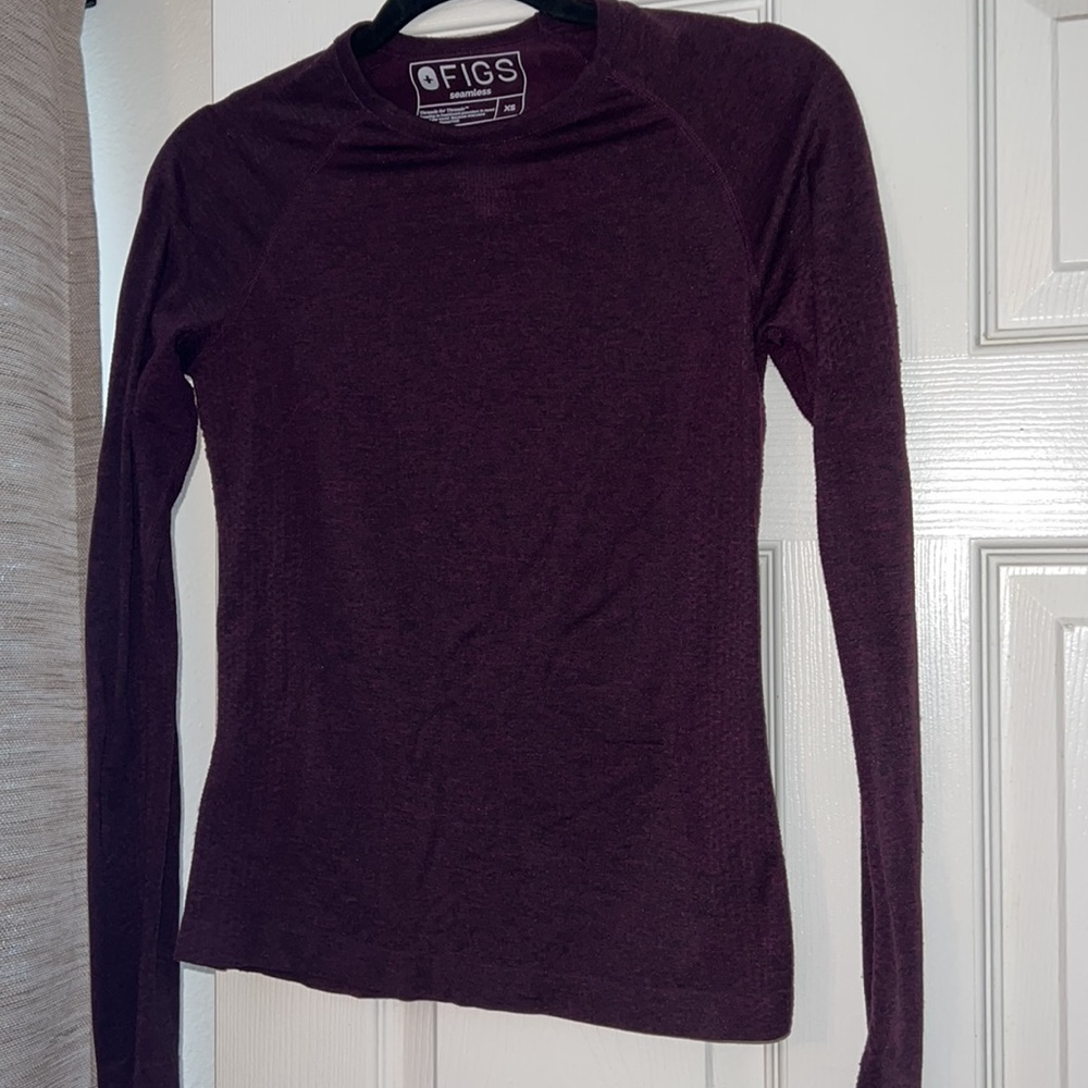Figs Salta long sleeve top in limited edition color “Deep Purple”. Size XS.